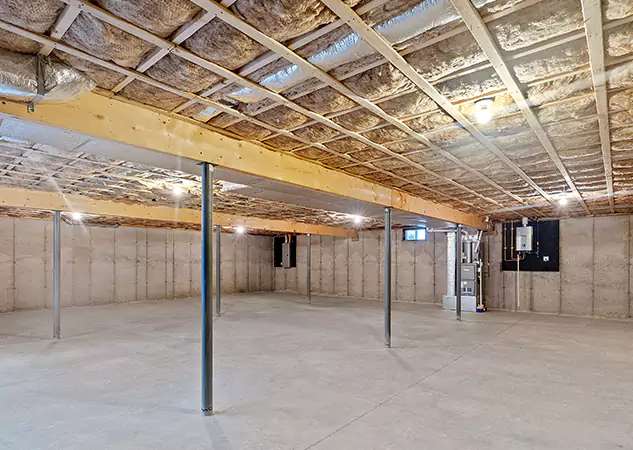 Expert Crawl Space Cleanup: Your Crawl Space Restoration Team in Commerce City, CO